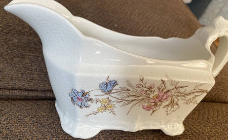 JB613 Gravy Boat