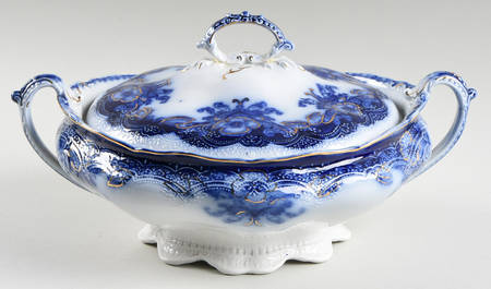 Oregon (Flow Blue) Round Covered Vegetable