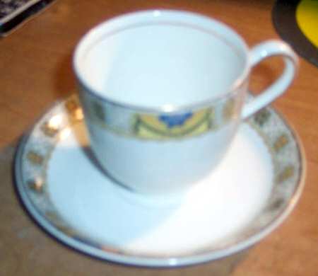 JB632 Flat Demitasse Cup & Saucer Set
