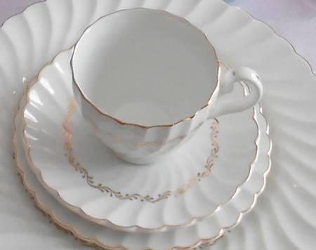 JB671 Flat Cup & Saucer Set
