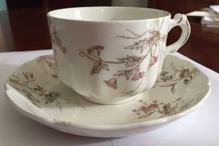 JB672 Flat Cup & Saucer Set