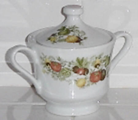 JAP315 Sugar Bowl & Lid