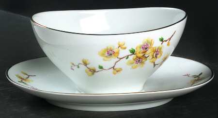 W160 Gravy Boat with Attached Underplate