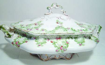 Cloverly Green (Pink Roses) Tureen &  Lid