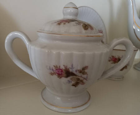 JAP326 Sugar Bowl & Lid