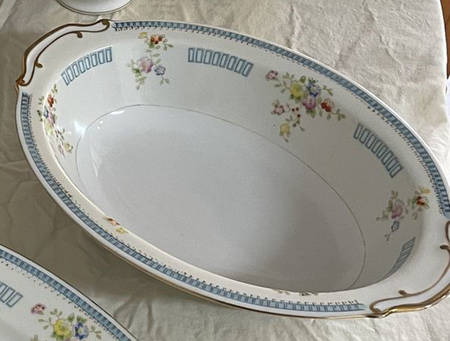 JAP357 10" Oval Vegetable Bowl