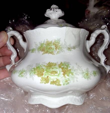 JB755 Sugar Bowl & Lid
