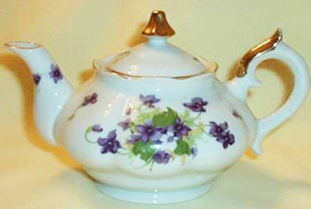 Sweet Violet Teapot & Lid