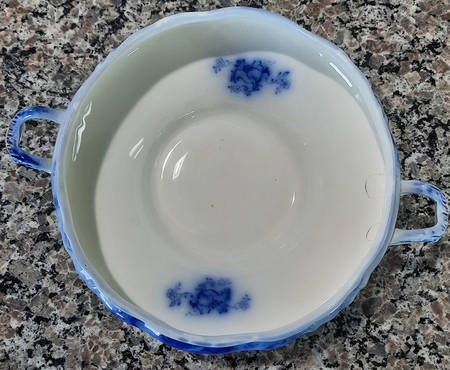 Richmond (Flow Blue, Gold Accent) Round Vegetable No Lid