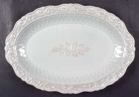 Isabella Blue 18" Oval Serving Platter