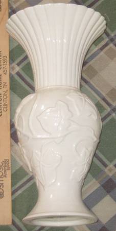 Villa Verde 8" Vase