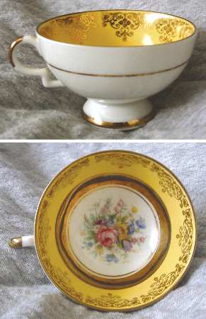 W02128 Yellow Footed Cup