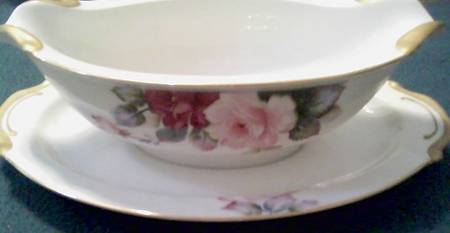 Pink Rose Gravy Boat with Attached Underplate