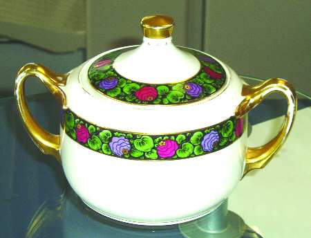 Nora Sugar Bowl & Lid