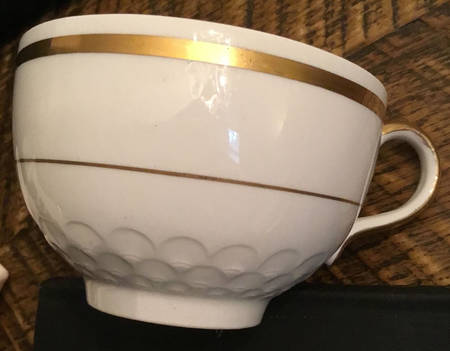 JB853 Footed Cup