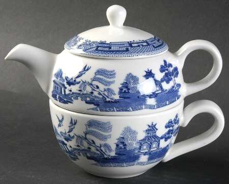 Willow Blue ("England 1883" Backstamp, China) Individual Teapot & Lid with Cup