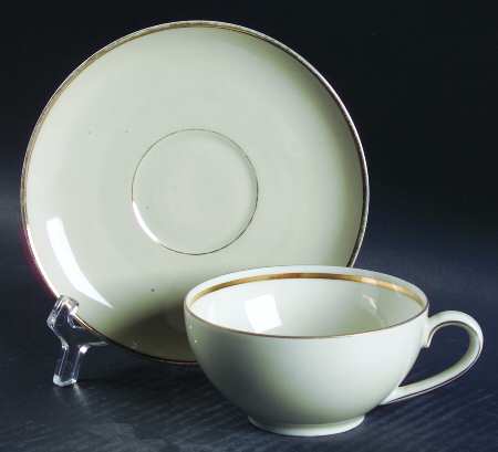 JOE35 Flat Cup & Saucer Set