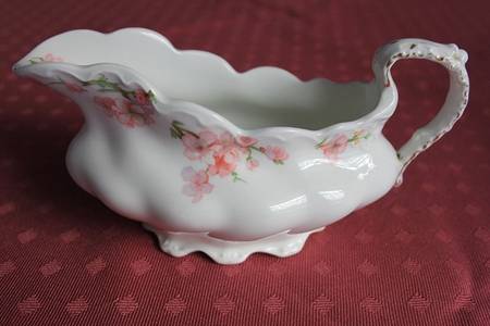 JB891 Gravy Boat