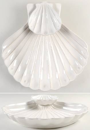 Berry and Thread Whitewash Shell Shaped Dish