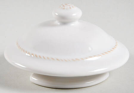 Berry and Thread Whitewash Lid for Teapot