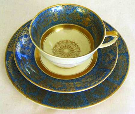 Jb913 Footed Cup & Saucer Set