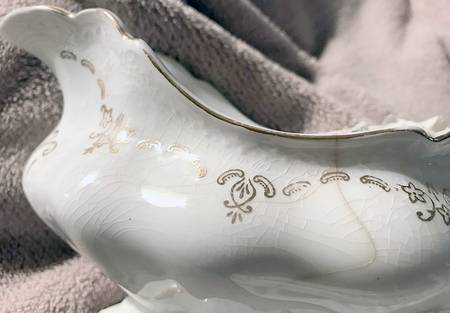 JB914 Gravy Boat