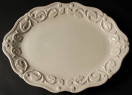Felice Ivory 18" Oval Serving Platter