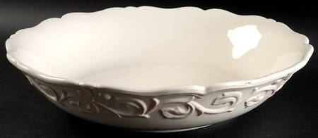 Felice Ivory 13" Pasta Serving Bowl