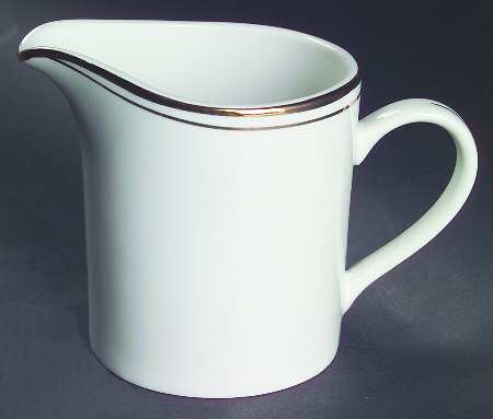 Elegance Gold Tone Creamer