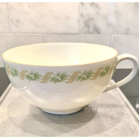 JAE167 Flat Cup