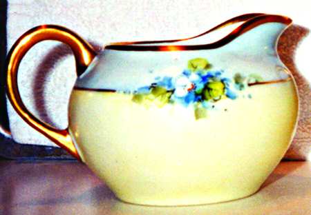 JAP642 Creamer