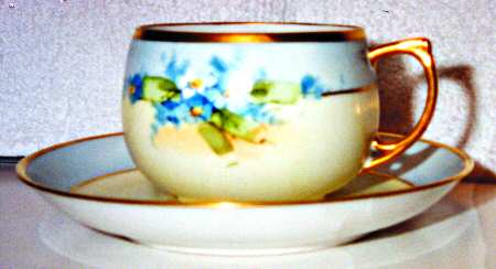JAP642 Flat Cup & Saucer Set