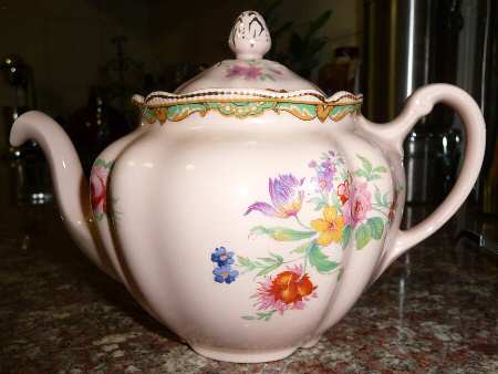 Hanford Rosedawn Pink Teapot & Lid