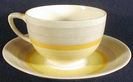JB957 Flat Cup & Saucer Set