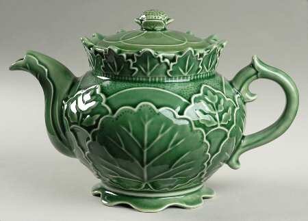Green Leaf Majolica Teapot & Lid