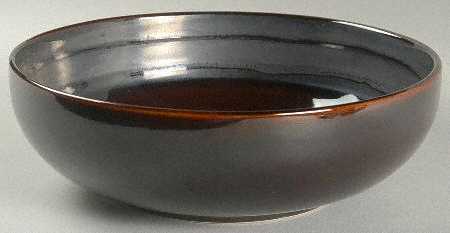 Mahogany Circles 9" Round Vegetable Bowl