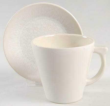 Vuelta White Pearl Flat Cup & Saucer Set