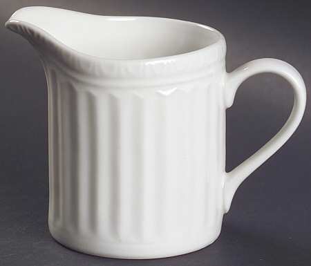 Italiana White Creamer