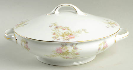 3766 Round Covered Vegetable