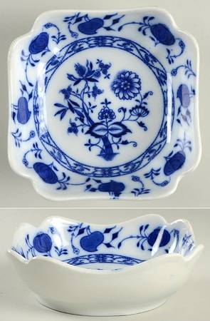 Holland (Smooth) 6" Square Vegetable Bowl
