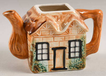 JAP722 (Square Cottage Shaped) Mini Teapot No Lid