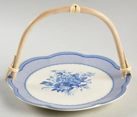 Victorian Rose 5 3/8"-5 5/8" Bamboo Handled Serving Plate  HC