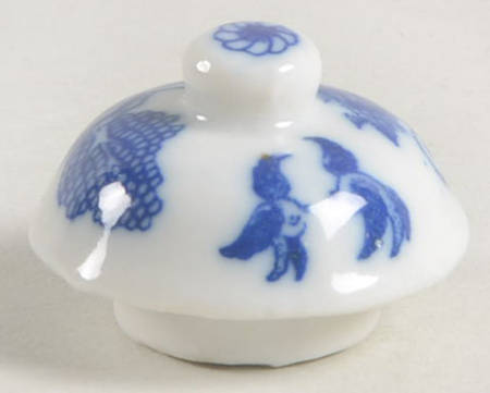 Blue Willow (Child's Set, Made in Japan) Lid for Toy Teapot
