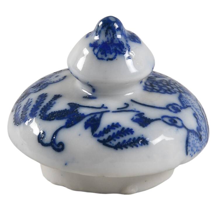 Blue Willow (Child's Set, Made in Japan) Lid for Toy Sugar Bowl