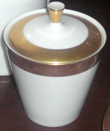 5143 Sugar Bowl & Lid