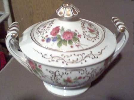 JAP814 Sugar Bowl & Lid
