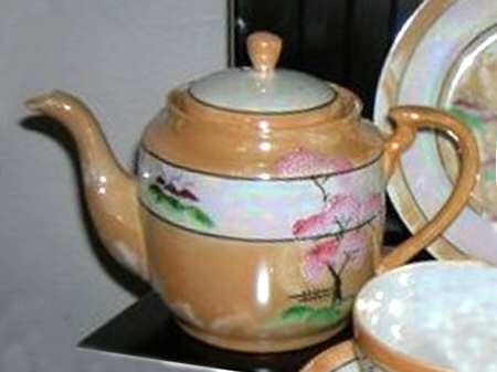 JAP823 Teapot & Lid