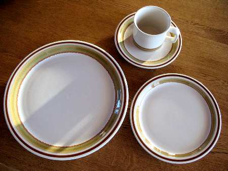 Almond Spice Dinner Plate