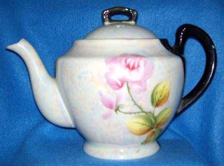 JAP834 Teapot & Lid