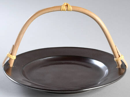 Pewter Stoneware 5 3/8"-5 5/8" Bamboo Handled Serving Plate  HC
